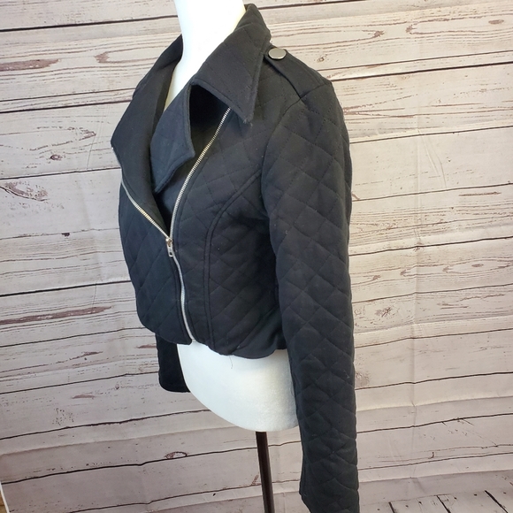 Frederick's of Hollywood jacket - Picture 3 of 10